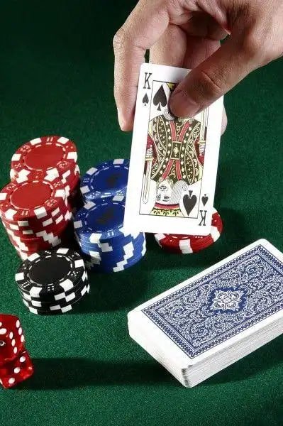 Layar bonus harian jutawanbet88 dengan permainan Aviator dan slot populer